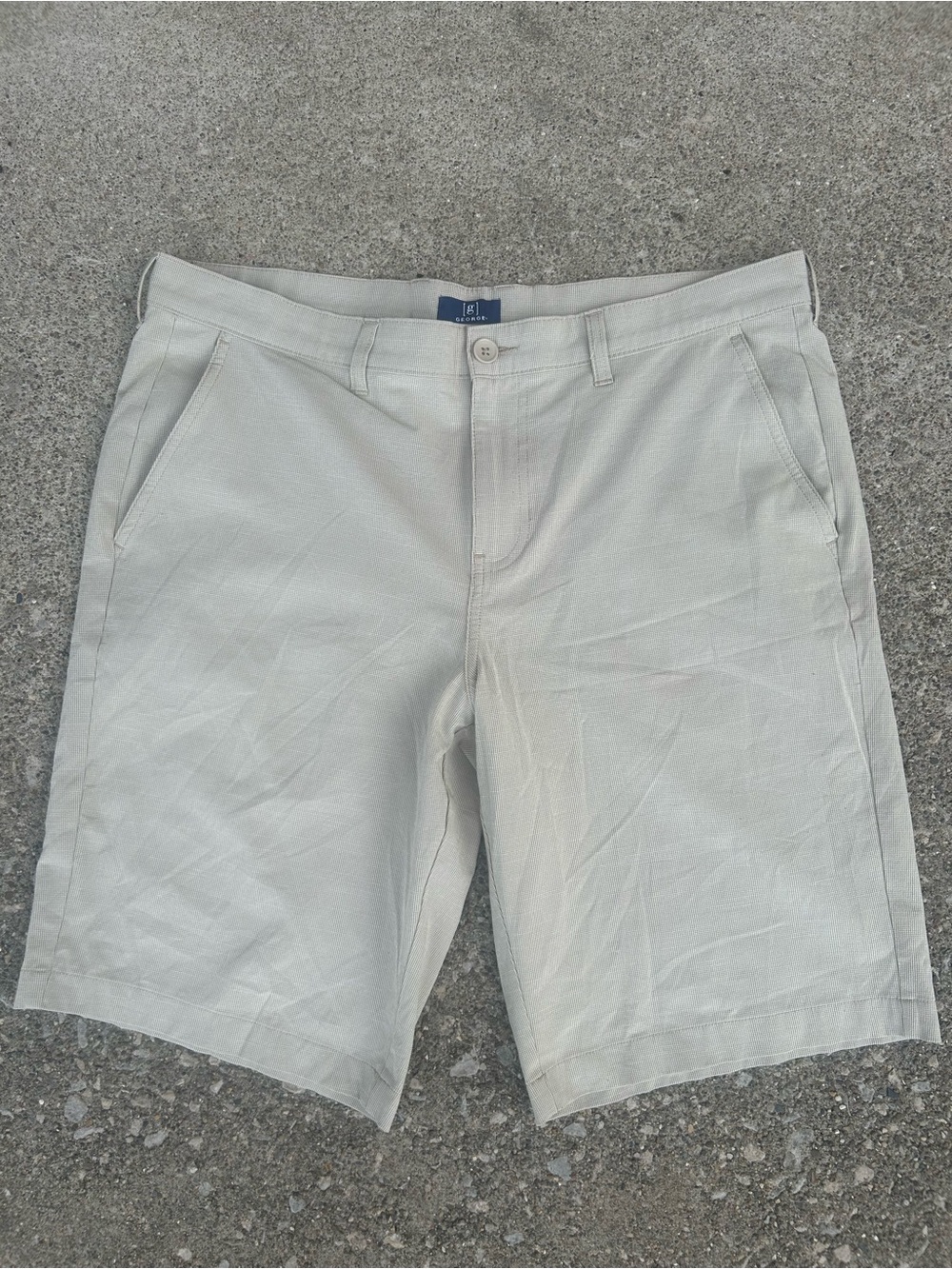 George Light khaki Beige Tan Flat Front Men's Lightweight Shorts Sz 36